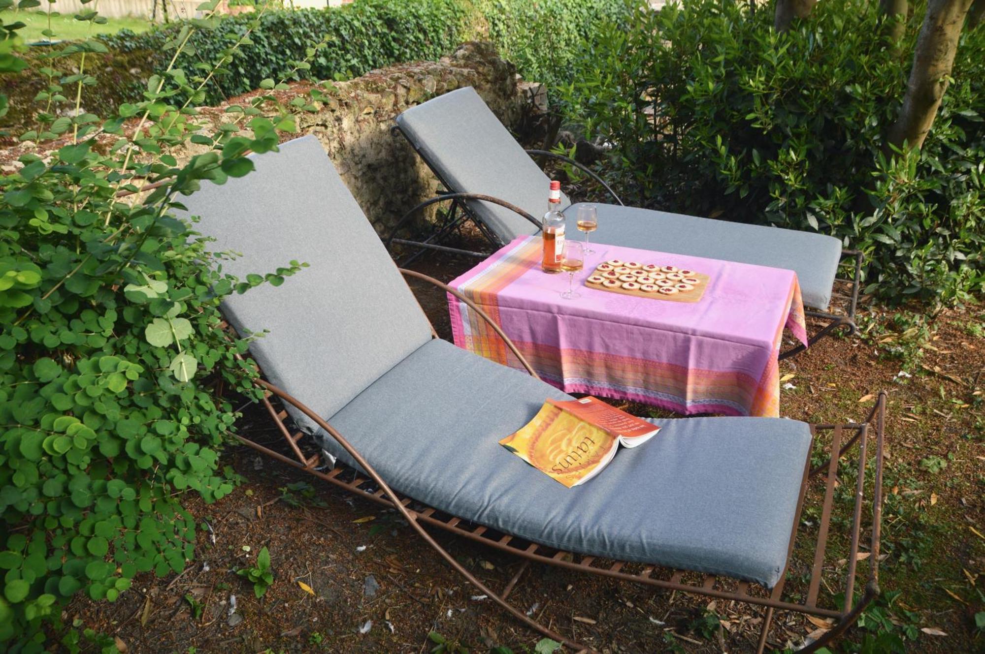 Gite De Charme En Sologne, Sejour En Famille, Jardin, Riviere, Jeux, Nature & Detente Aubigny-sur-Nère Zewnętrze zdjęcie